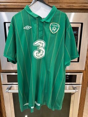 Rare Authentic Umbro World Cup Ireland Soccer Jersey with White Sponsor Logo